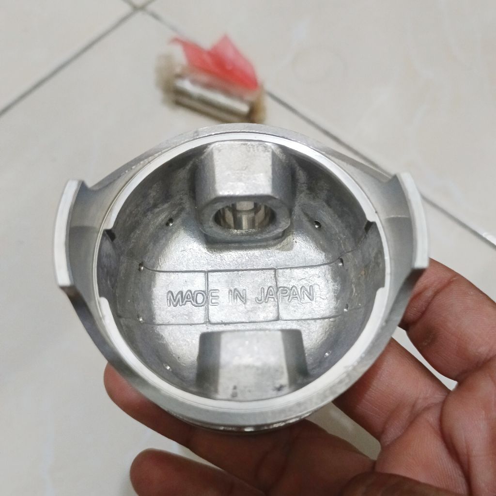 Piston mesin penggerak honda GX 120 oversize 0,50