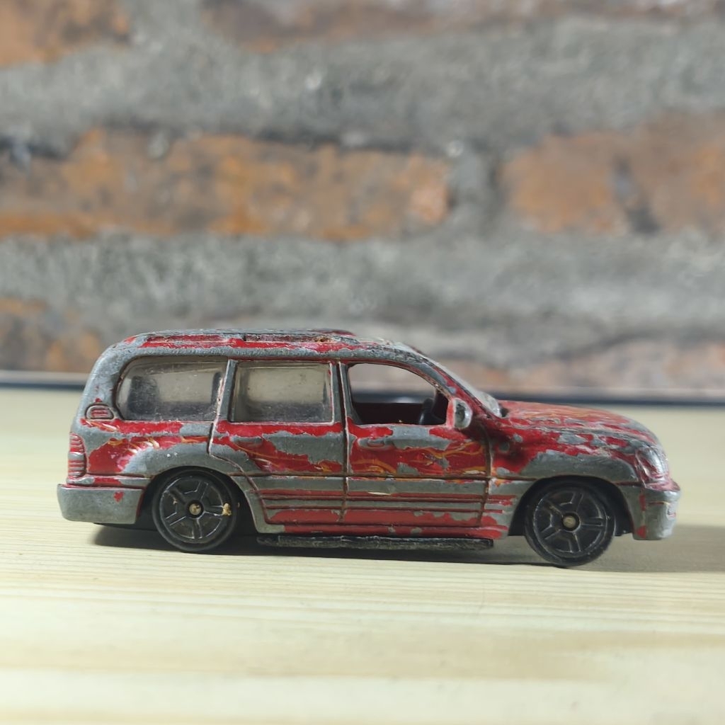 Motormax Toyota Land Cruiser - Loose Junk