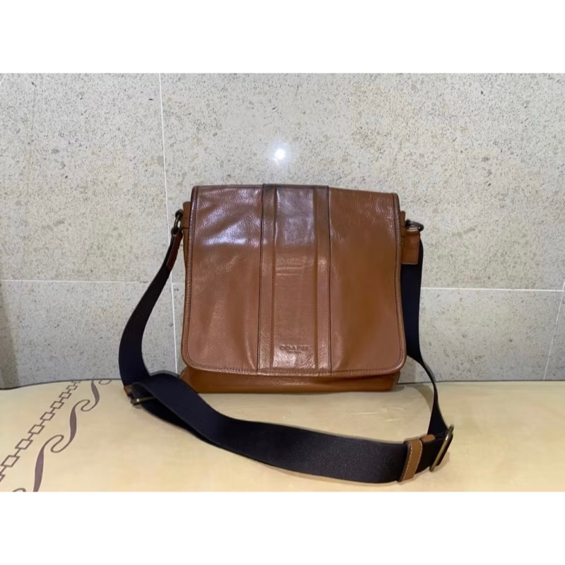 tas sling bag selempang pria cowo brand Coach full kulit leather coklat brown preloved
