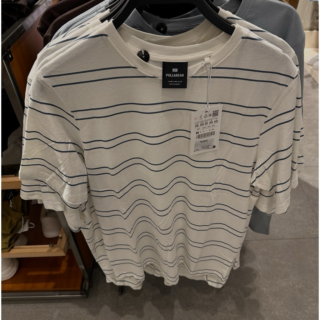Kaos Garis Cowok Pull and Bear