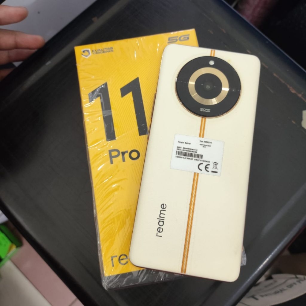 Realme 11 Pro 8/256 GB Second Fullset Original