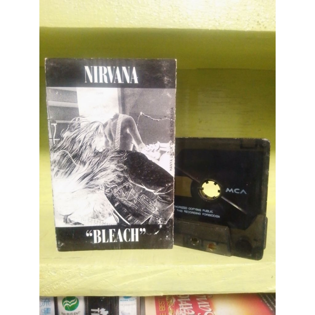 kaset Nirvana - Bleach