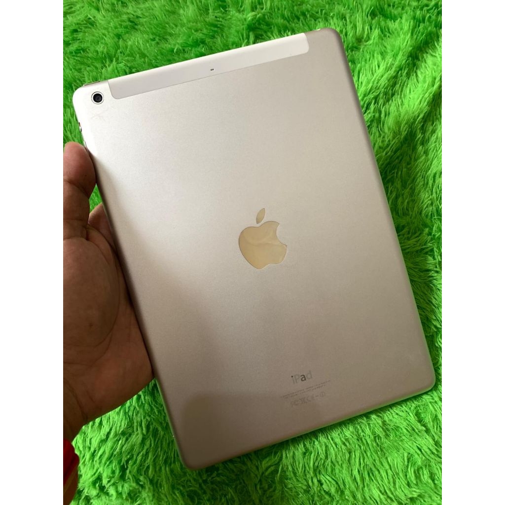 iPad air 1 32GB unit dan cas (Second)