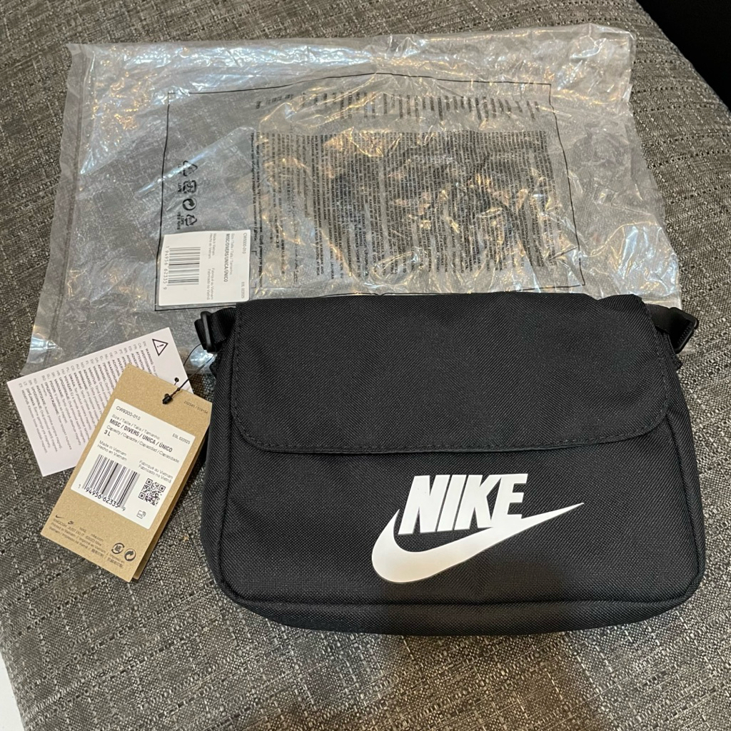 Nike Futura 365 Crossbody Bag Black New BNIB Original Tas Kecil Hitam Baru