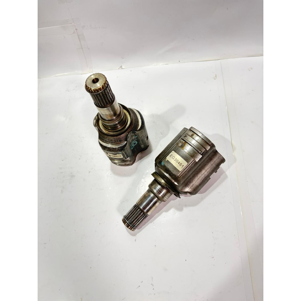 CV joint Inner as roda dalam kanan/kiri Toyota Vios Yaris gen1 manual transmisi original copotan