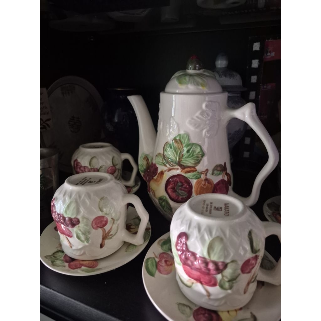 Nakato Coffee Tea Set Teko dan Cangkir Piring Set Sauce Cup and Jug Pot 12Pcs Gambar Timbul