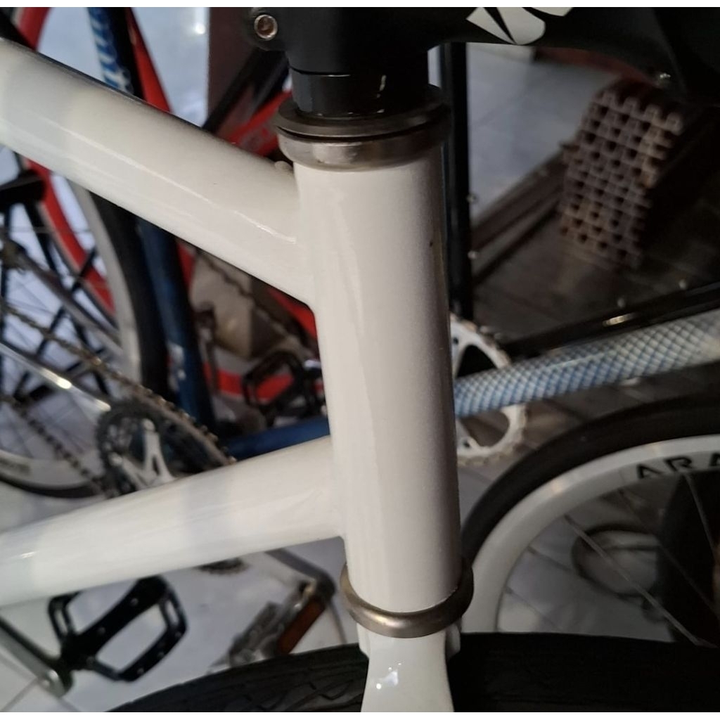 headset tange mongoose maurice