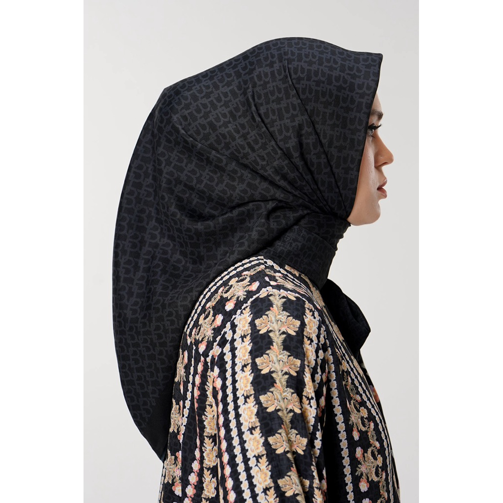 NEW - BENANG JARUM - SIGNATURE MONOGRAM