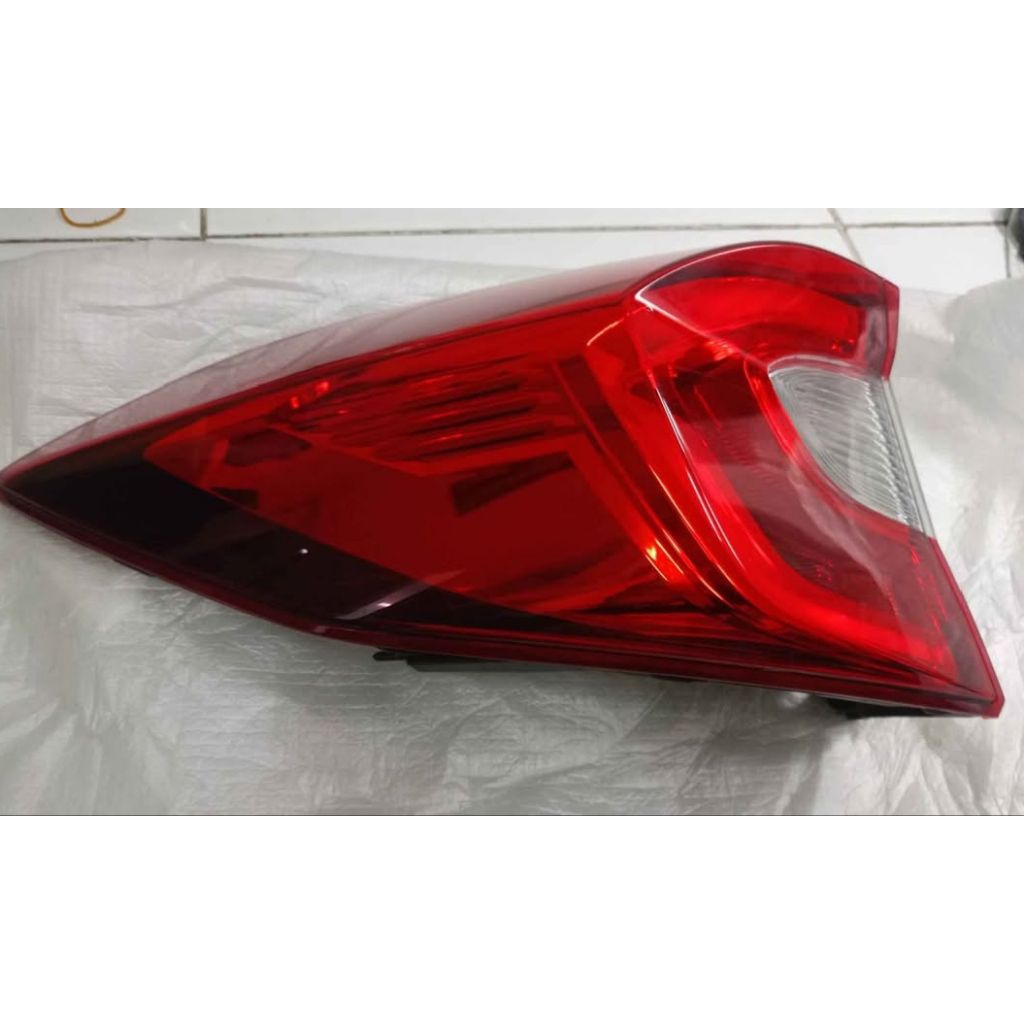 STOPLAMP LAMPU BELAKANG HONDA BRV 2016-2019 ORIGINAL