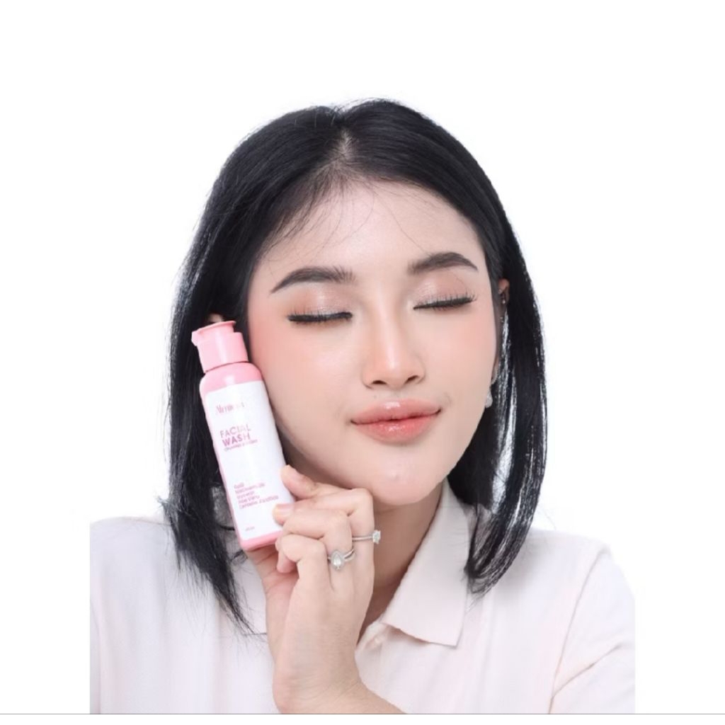 Almiera facial wash calming bright