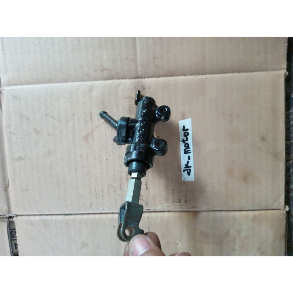master rem belakang bekas Tiger Revo original copotan