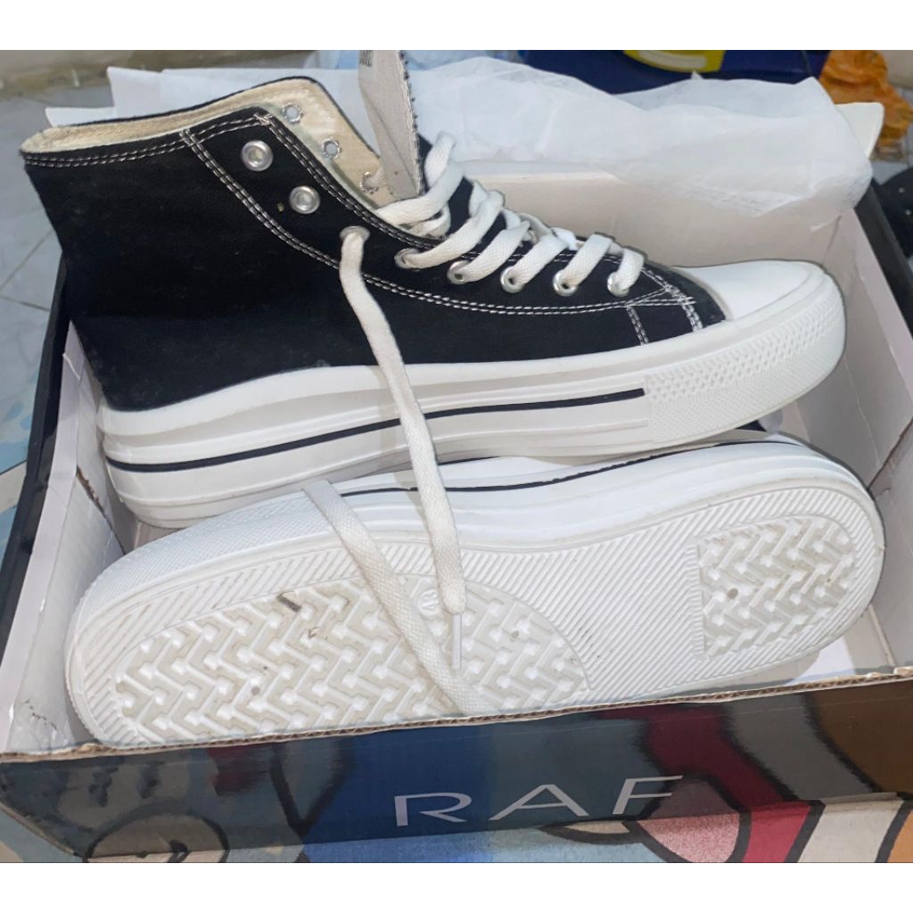 sepatu bekas pria no 43 ilooks