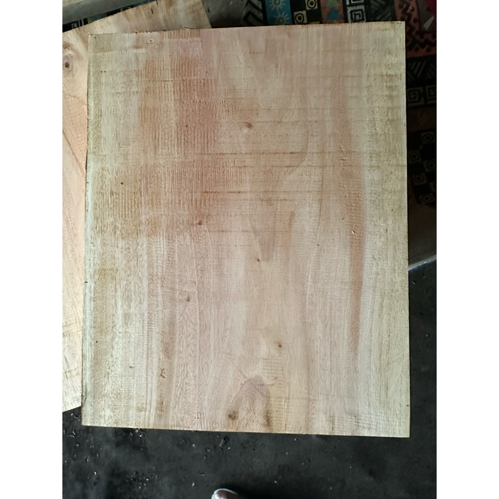 mahogany utuh bahan body gitar