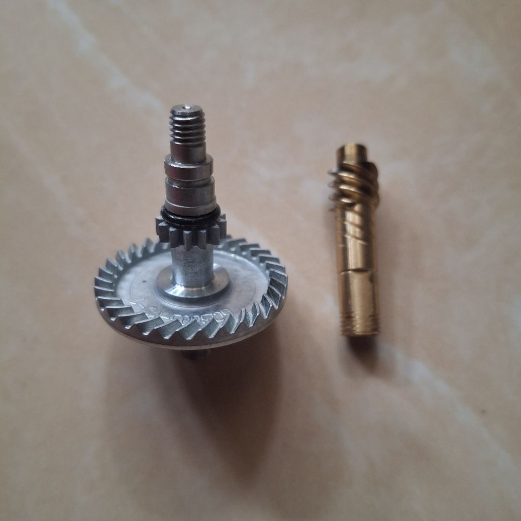 DRIVE GEAR DAN PINION DAIWA REVROS SS LT 1000-5000