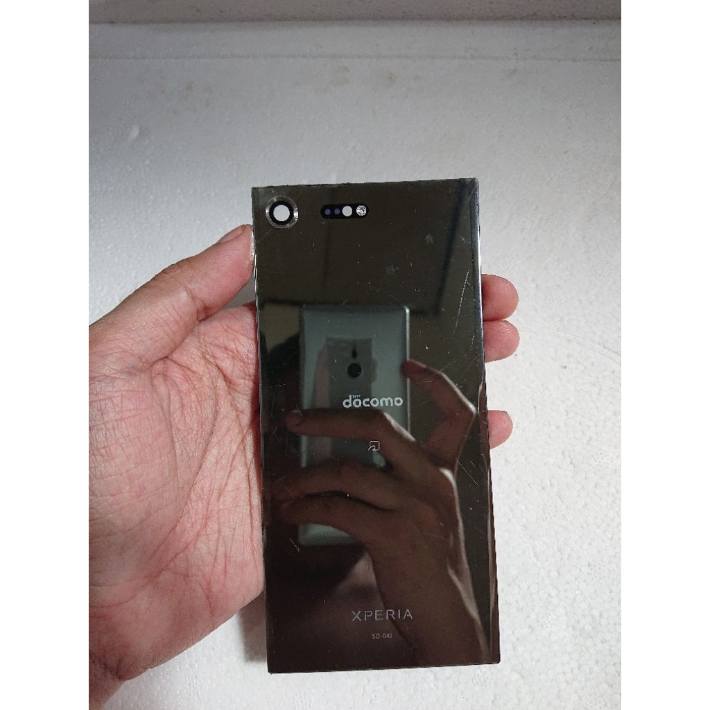 Backdoor Sony Xperia XZ premium docomo original copotan