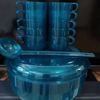 WTC TUPPERWARE SET
