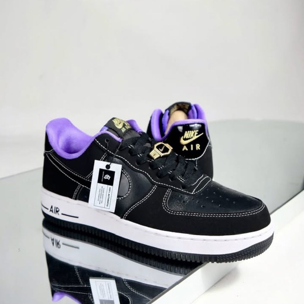 AF 1 LOW 07 LV8 EMB WORLD CHAMPION