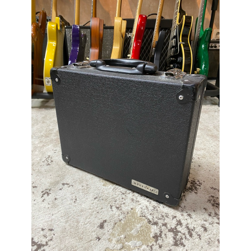 Microboxx 3 by Boxxcase Pedalboard  35 x 27 x 10