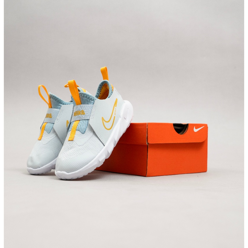 Sepatu Anak / Sepatu Kids / Nike Flex Runner 2 - AURA UNIVERSITY GOLD