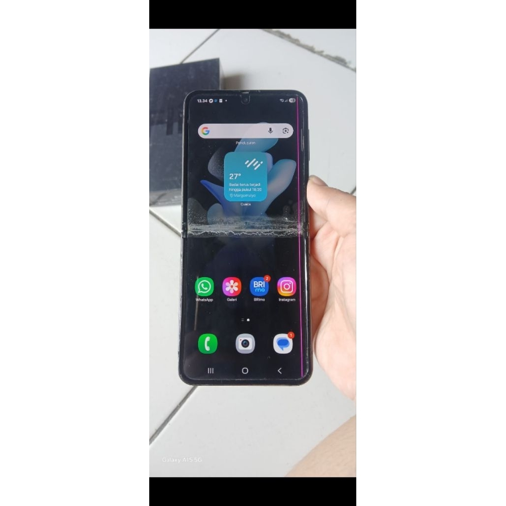 Samsung Galaxy Z Flip 4 5G 8/512GB Second Garansi Resmi Minus LCD
