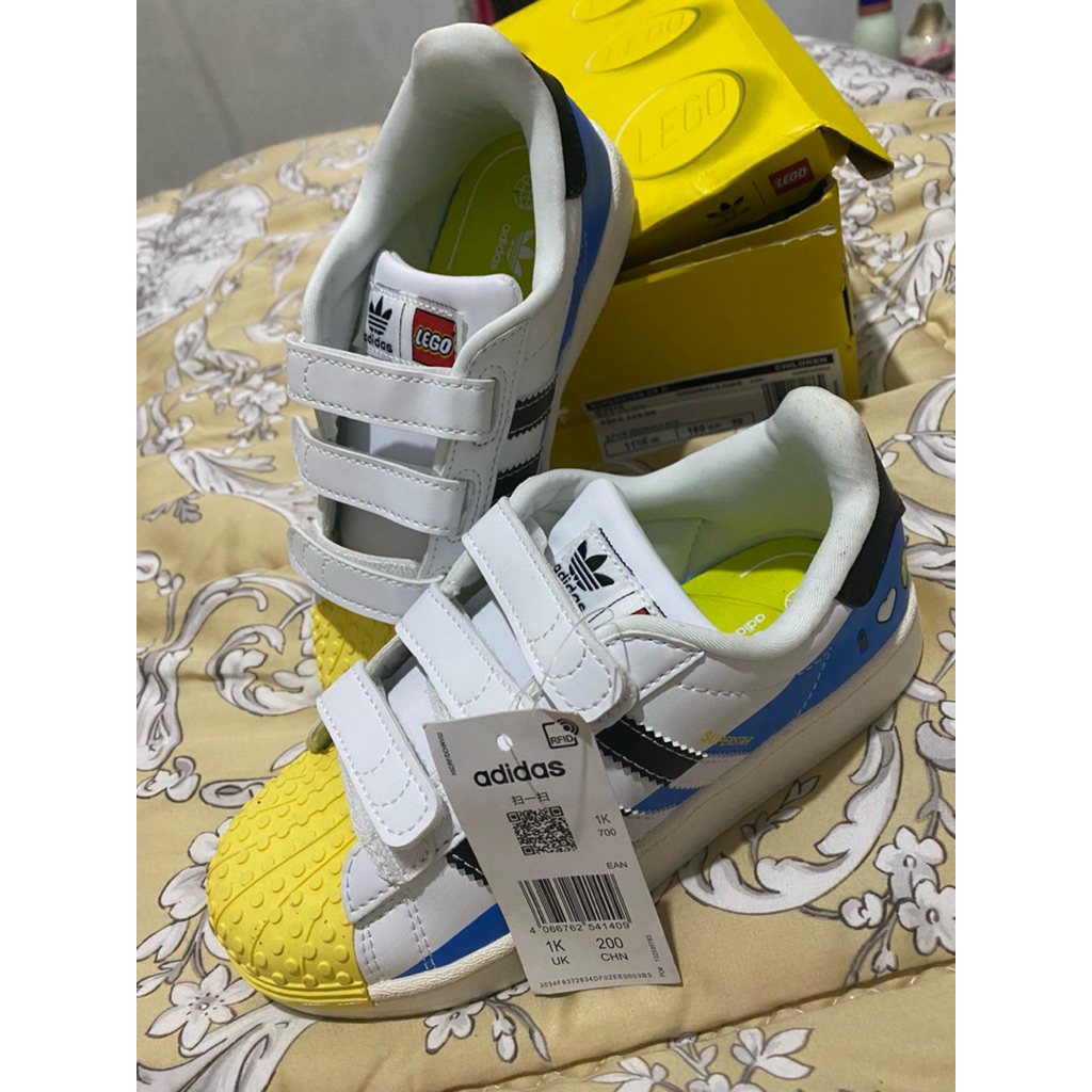 Adidas lego putih biru size 33