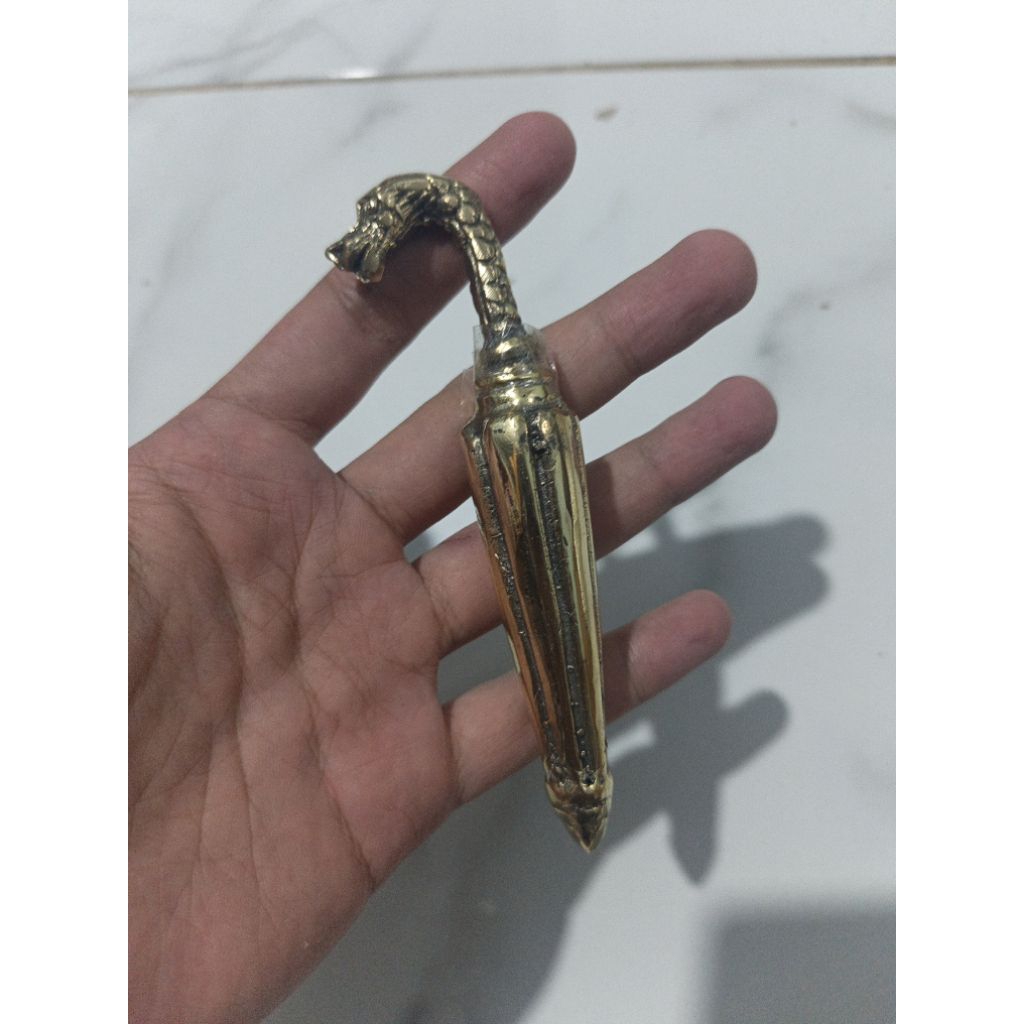 souvenir payung naga kuningan