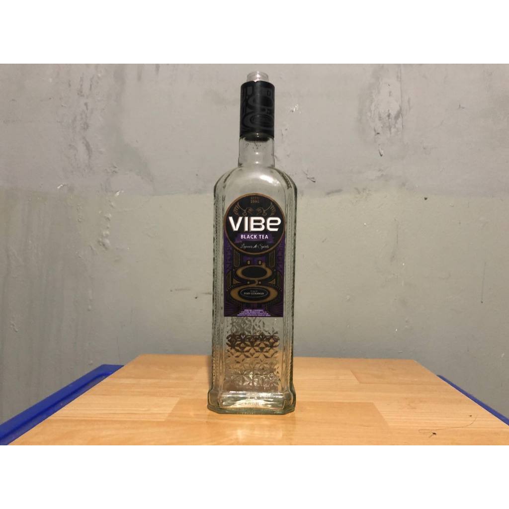 Botol minuman kosong pajangan vibe black tea
