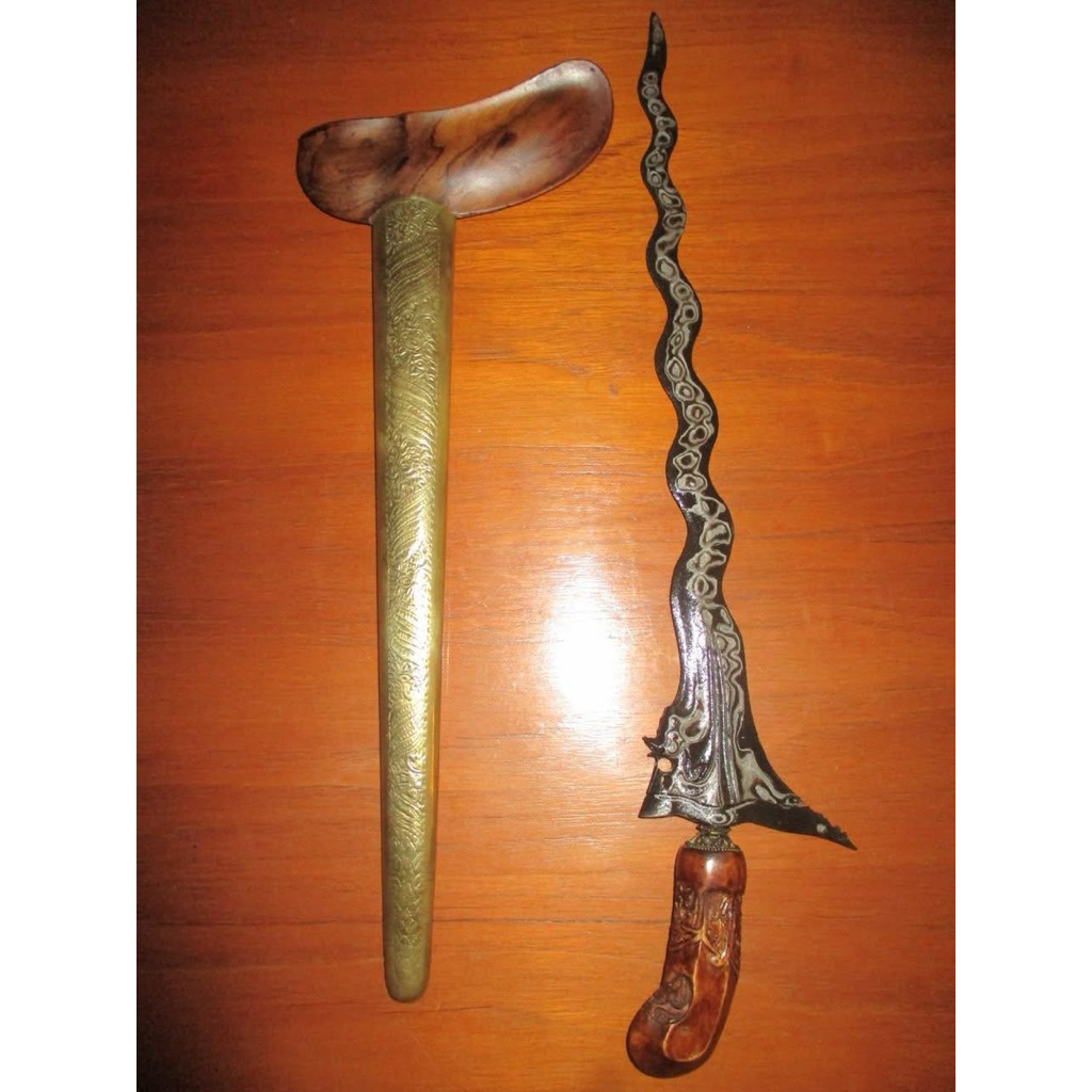 Keris Pusala Naga Siluman luk 13