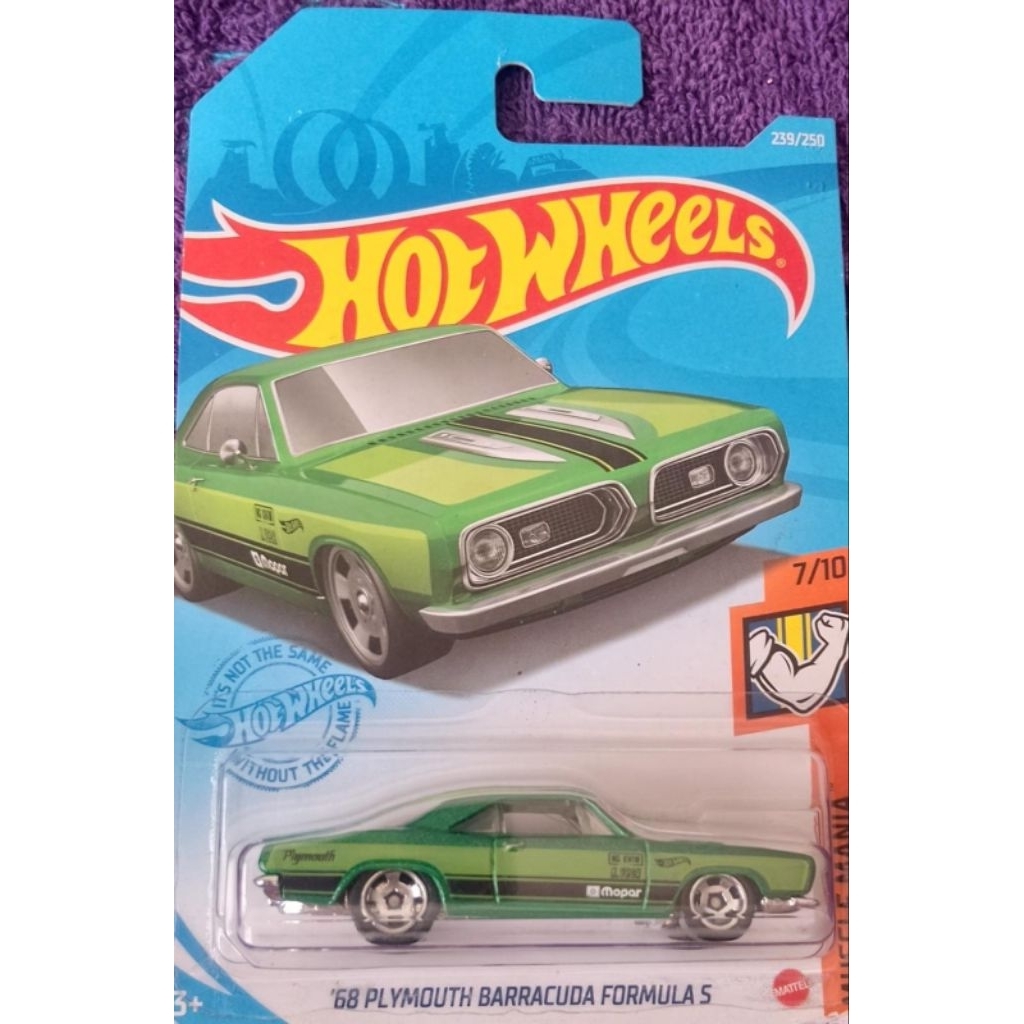 hotwheels 68 Plymouth barracuda formula s