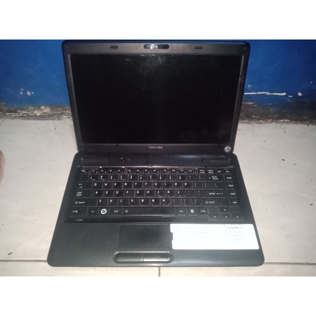 Dijual Laptop toshiba satellite c640d (PSC36L-003003) kondisi mati total matot cocok untuk kanibalan