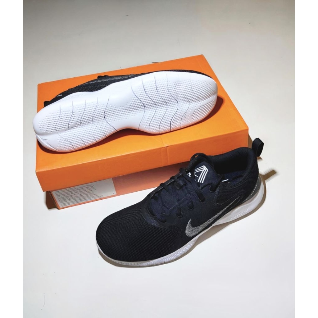 Sepatu Lari / Sepatu Pria Lari Nike FLEX EXPERIENCE RN10 Black