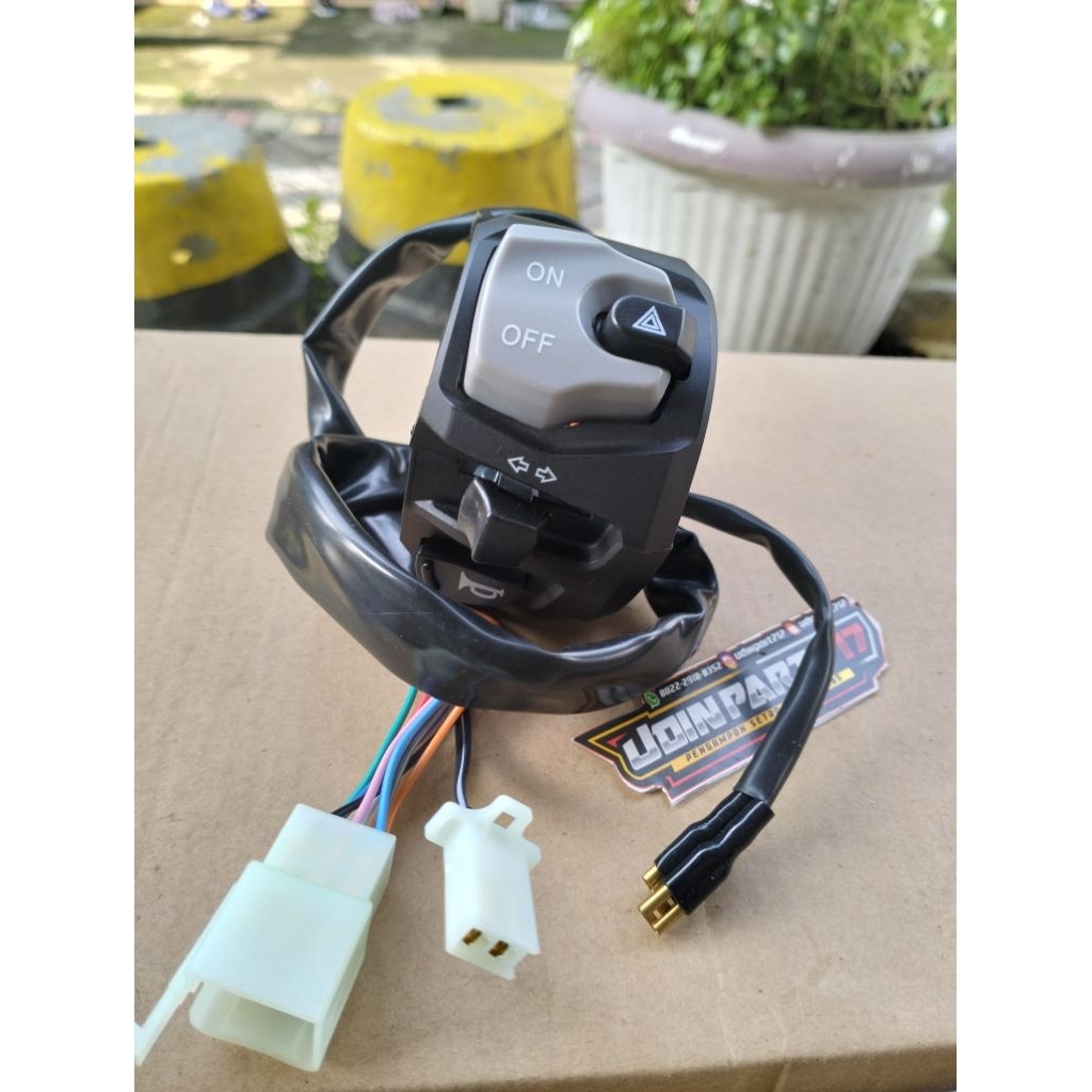 HOLDER SAKLAR KIRI GSX1000 IMPORT DETAIL ORIGINAL