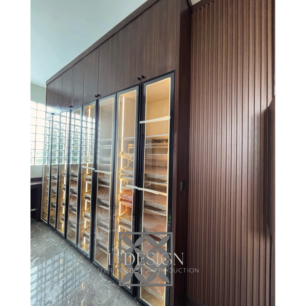walking closet