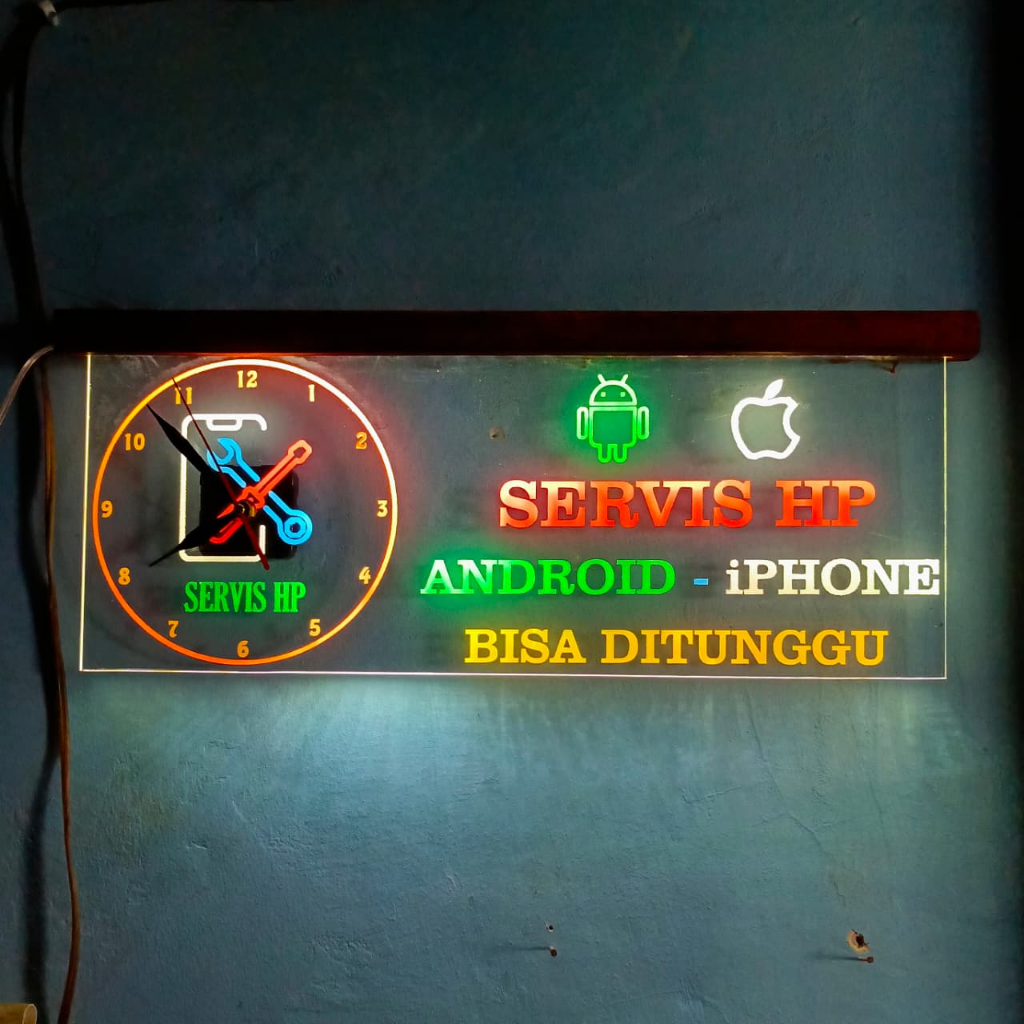 Lampu akrilik tulisan SERVIS HP ANDROID IPHONE BISA DITUNGGU cocok untuk konter hiasan bonus jam din