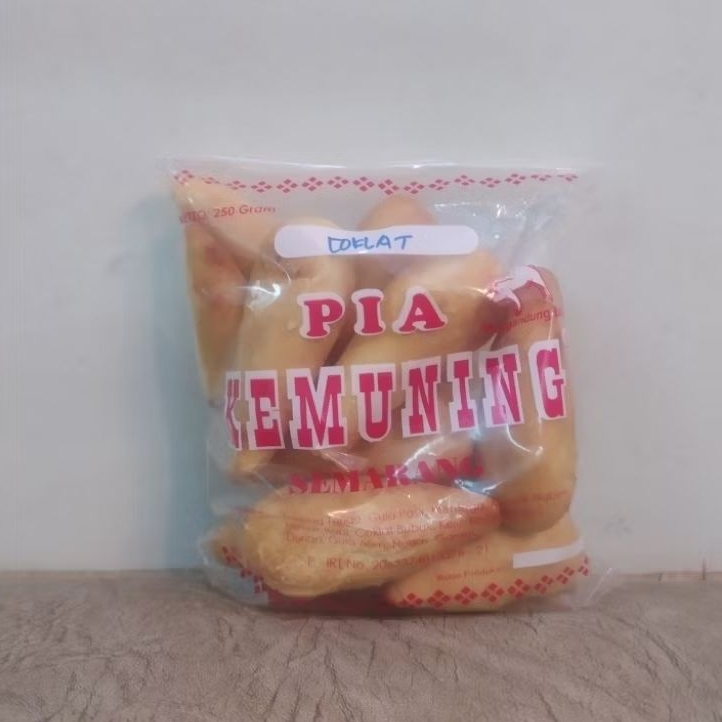 Pia KEMUNING Kuliner Khas Semarang