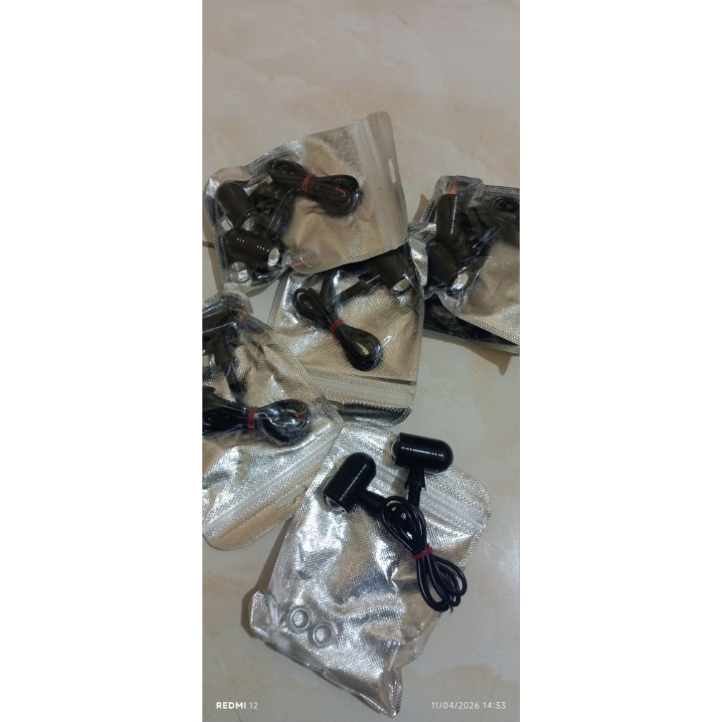 Sein Motor LED Super Terang Kuning - Model 02-Hitam