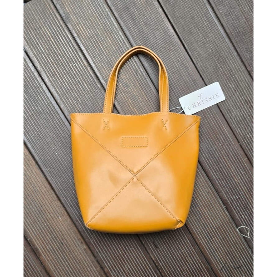 PAYLESS ORIGINAL. CHRISSIE. BETTY - CARAMEL. TAS WANITA. NEW WITH TAG