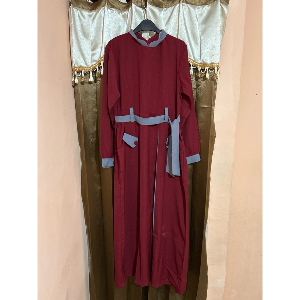 Gamis wanita merah maroon