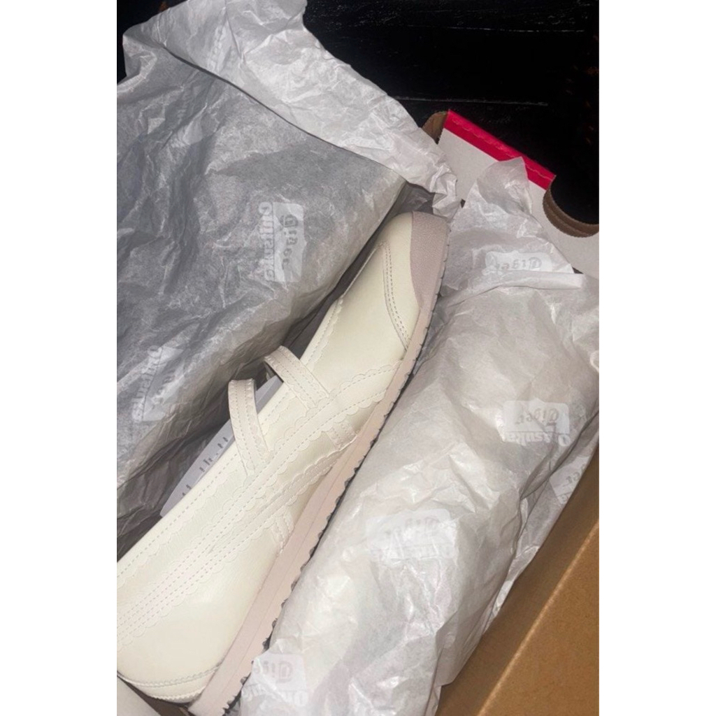 onitsuka mexico 66 ballerina (req on carosell)