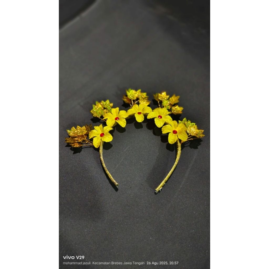 Bando gold Bunga sakura permata Merah