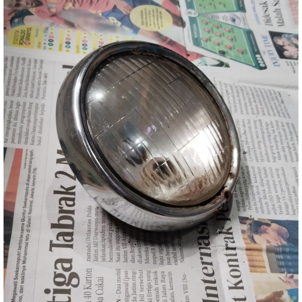 lampu depan set ring ori c70 c50 c90 original bekas