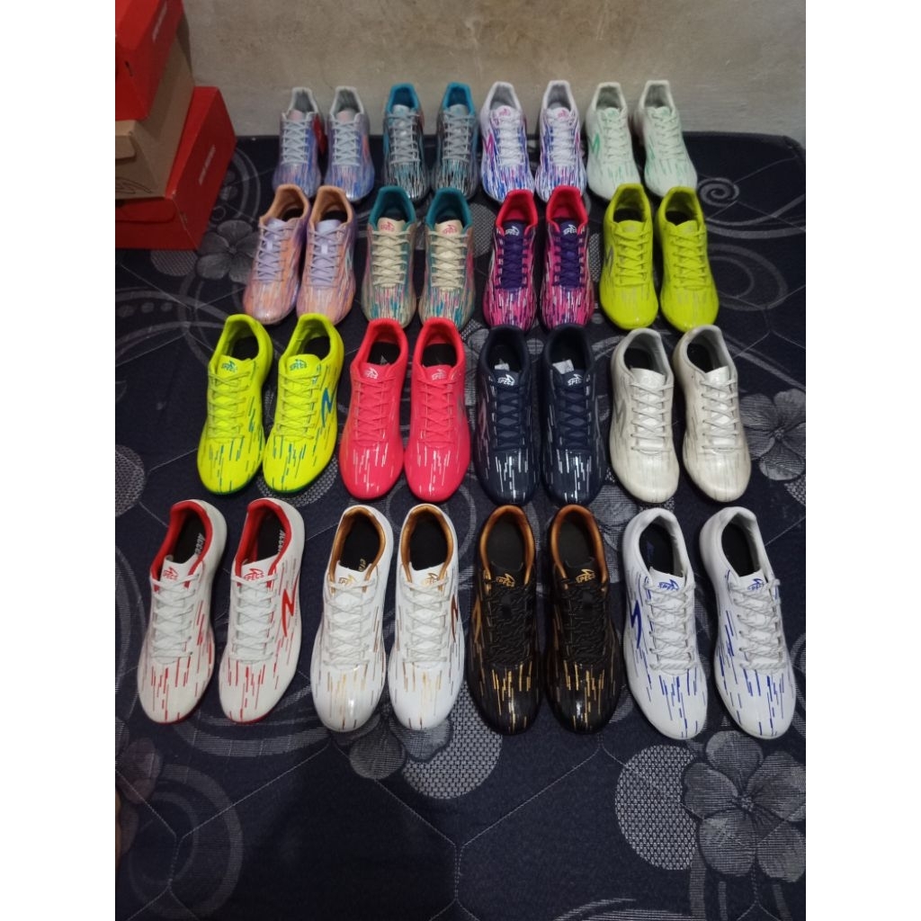 Specs LS Reborn FG/Bola