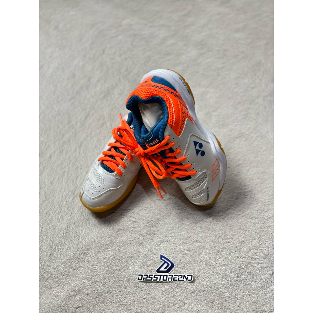 Sepatu Badminton Anak Yonex Power Cushion 101 JR