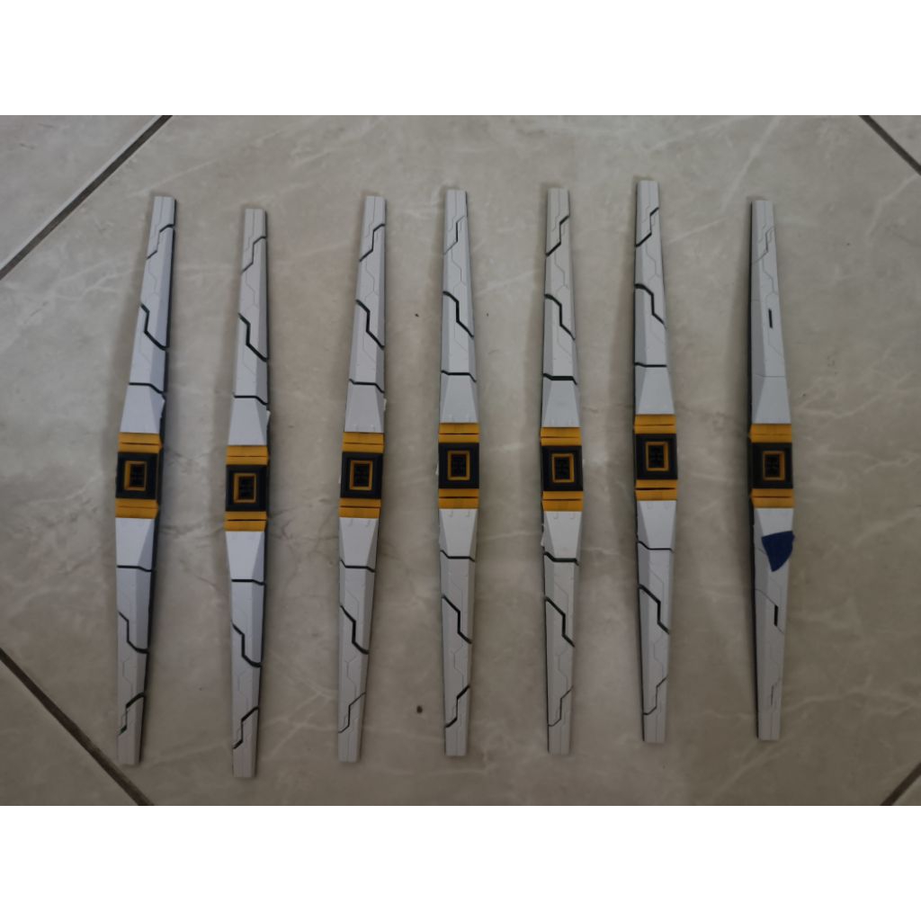 (Daban) MG 1/100 Psycho Frame Custom Fin Funnel RX-93 Nu Gundam
