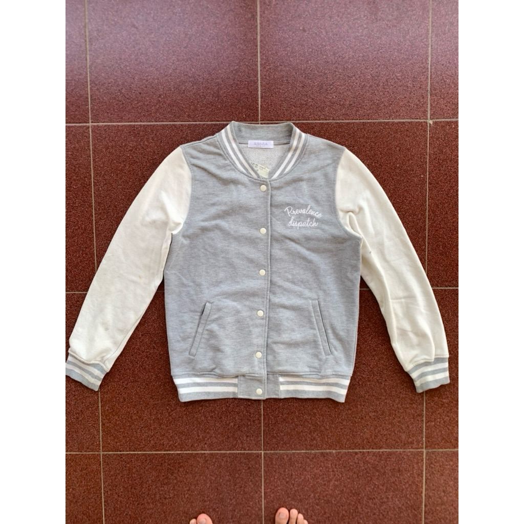 [preloved] jaket varsity second vintage - bekas