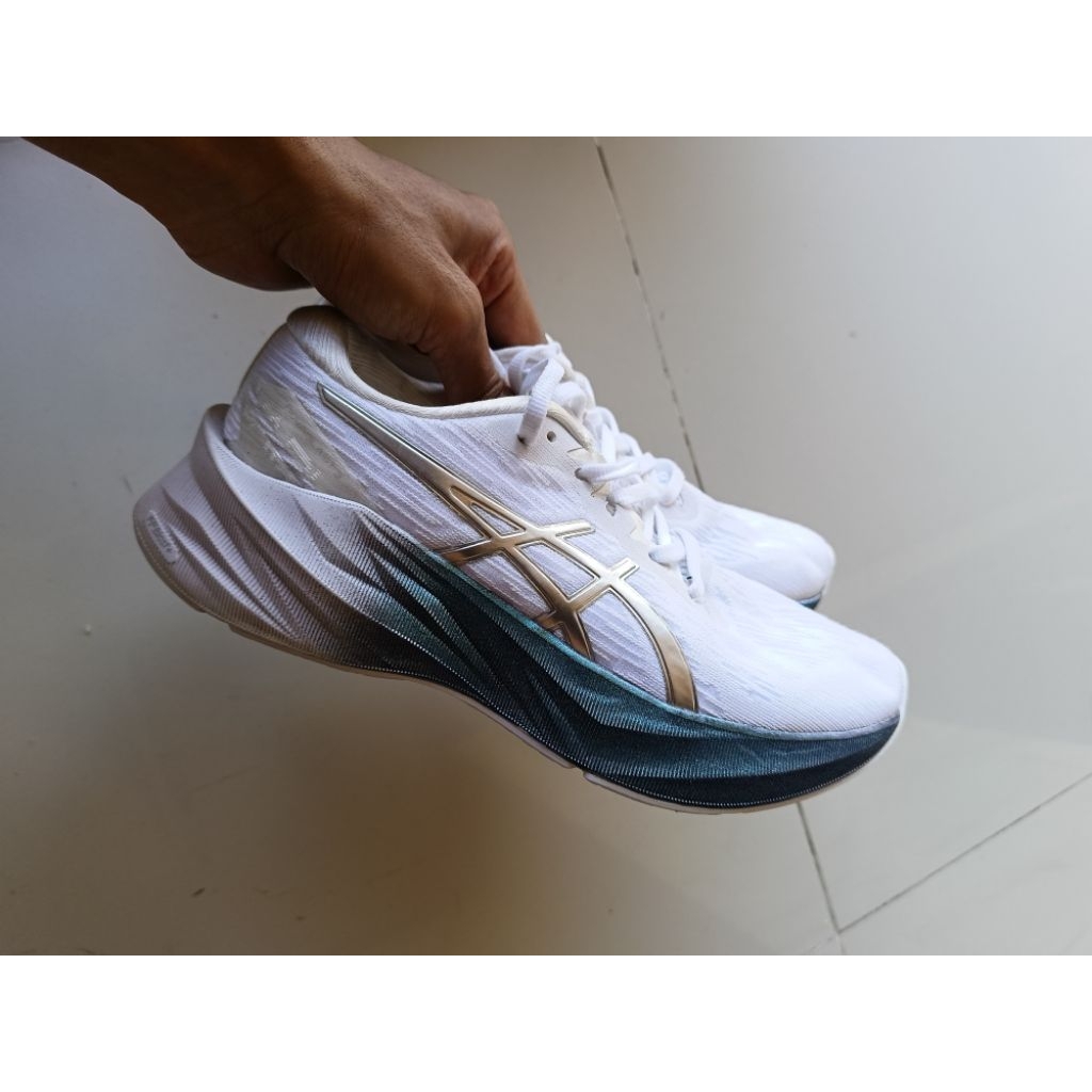 asics novablast 3 size 39,5