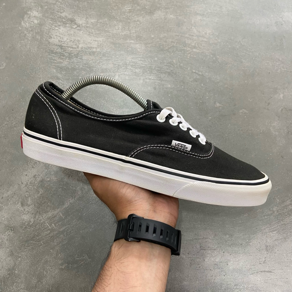 [Size 43] Vans Authentic Classic Balck White Second Original Kondisi Mulus Nominus Like New Anggap B
