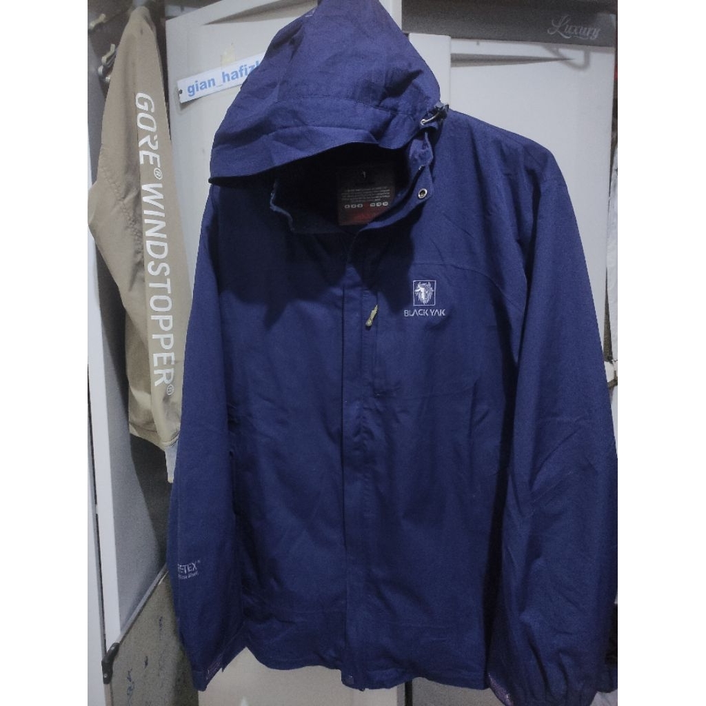 Black Yak Goretex