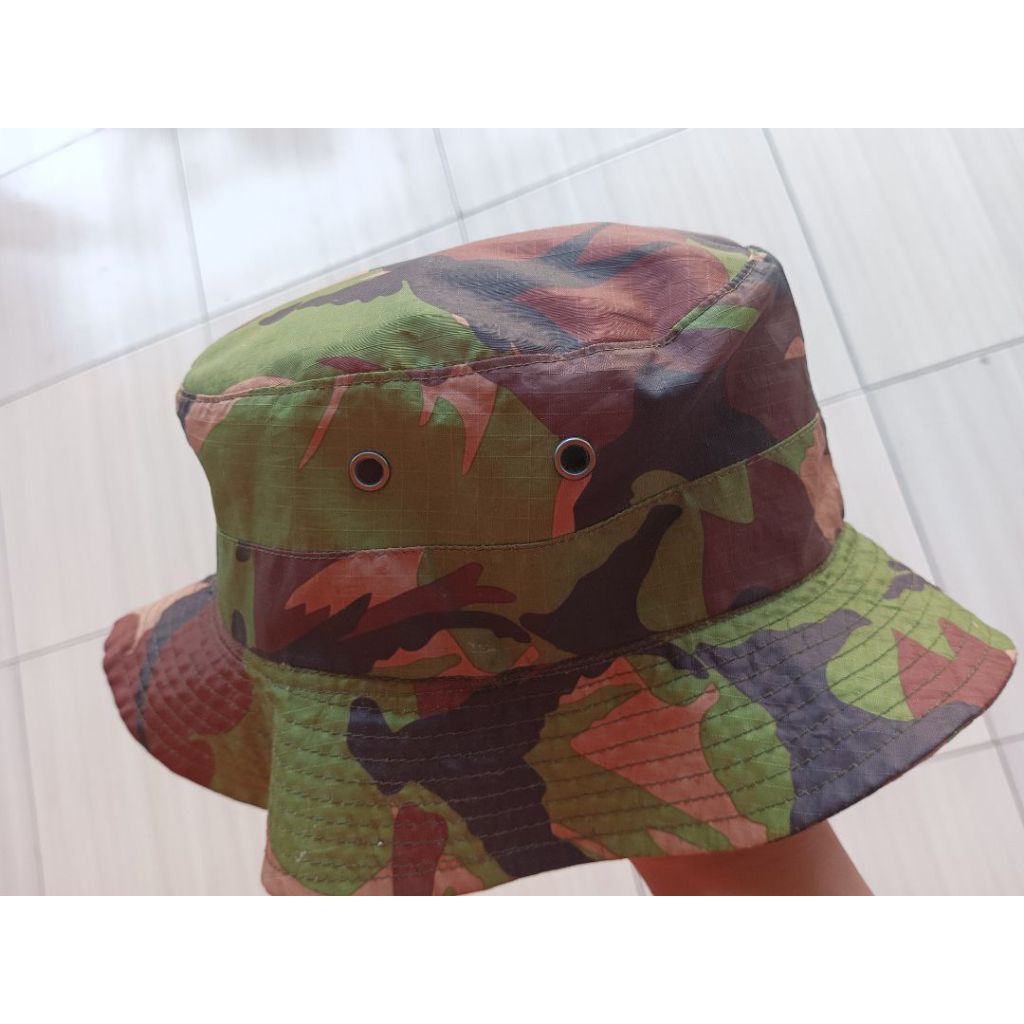 topi motif tentara
