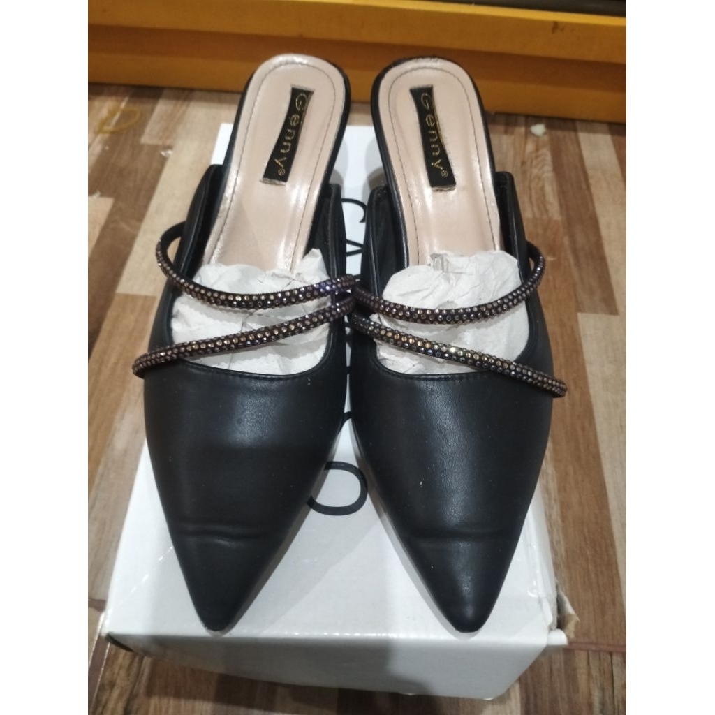 Heels Genny